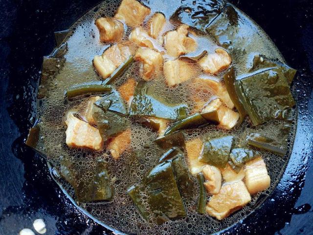 原创让舌尖痛快的美味!教你海带炖肉的秘制做法,营养美味超好吃