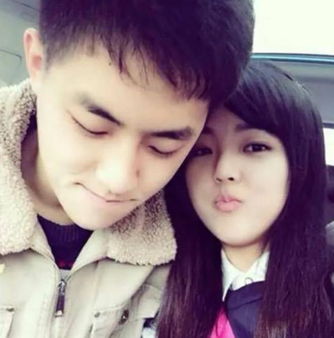 就开始交往,感情十分稳定▼唯一比较"可惜"的是……他已经有女朋友啦!