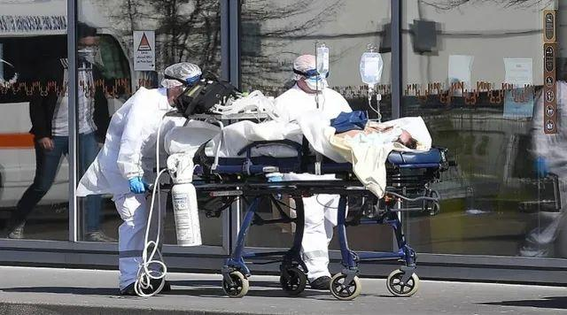 原创意大利已经出现一个"尸镇",未来还会有更多的病例死亡?