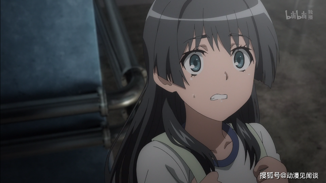 西装炮姐真帅!泪爷误闯暗部基地,险些丢了小命!_内容