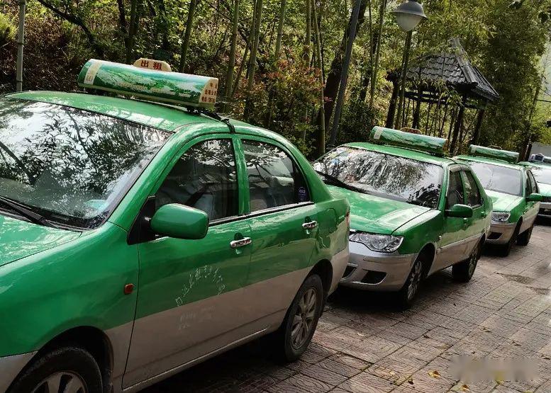 3月26日,由县交通局运管所及旬阳县交警队组织的"旬阳县出租车驾驶员