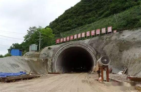 浅埋偏压隧道施工常用的处理方法