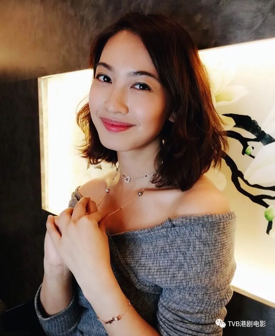 过着幸福人妻生活,相信不少网民十分期待能再次看到千雪bb的幕前演出