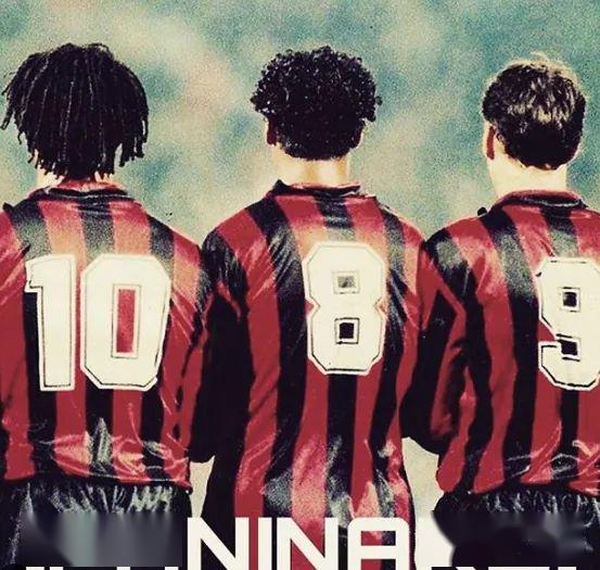 圣西罗南看台丨"我是ac米兰球员,我选择留下来"_巴雷西