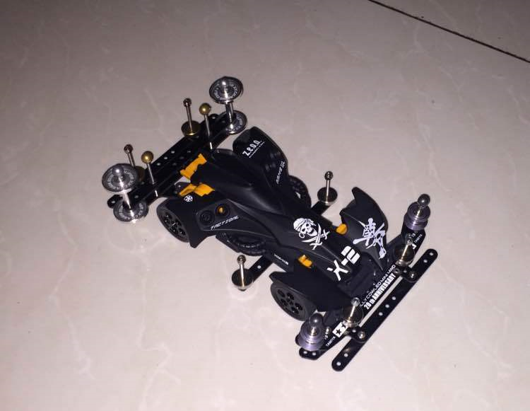 魔鬼司令为"土方令"(长大后我才知道他是男的)所持有,魔鬼司令拥有的