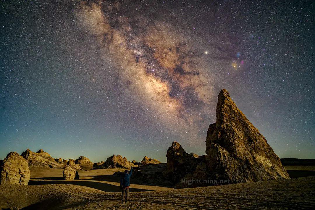 许晓平,2019年7月7日摄于 青海 冷湖俄博梁.