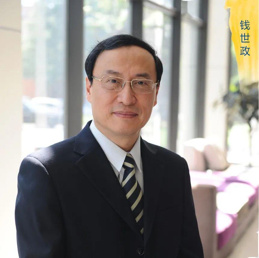 朱畴文副院长毕业于北京协和医科大学,获医学博士学位,1992年起在复旦