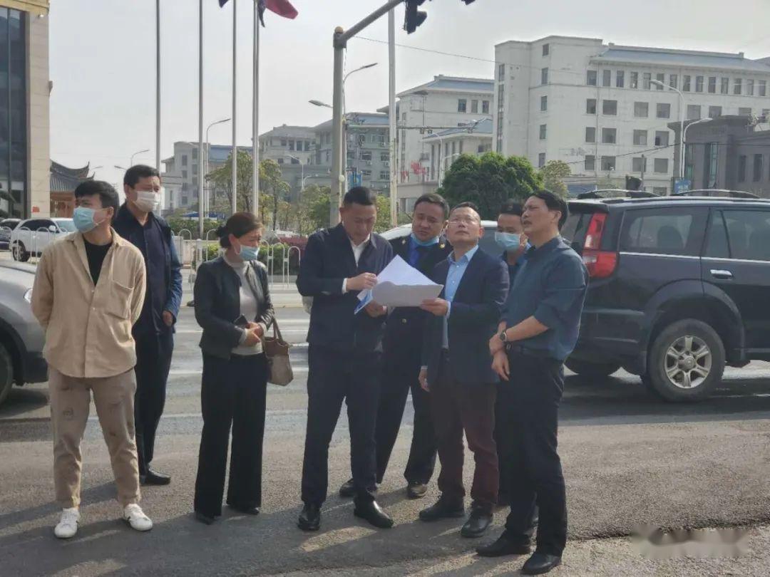 县政府副县长陈建荣率相关部门和乡镇负责人就失地农民安置地建房规范