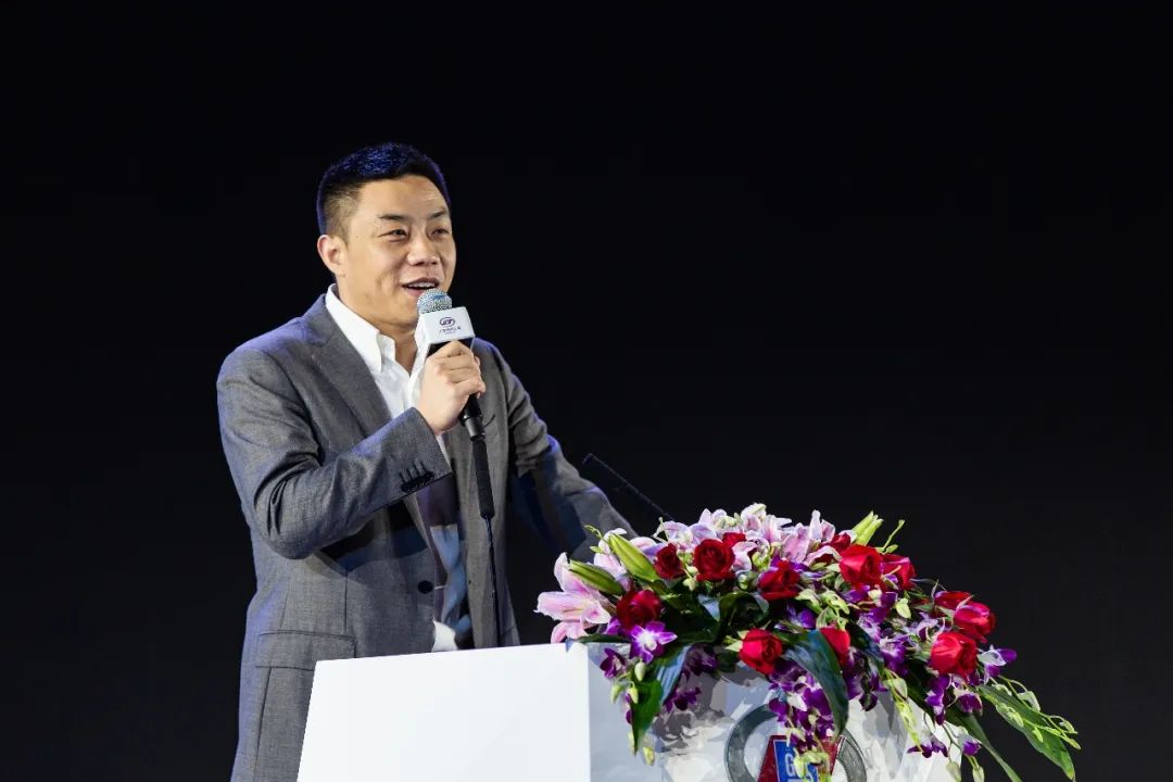 薛海涛危机是考验也是机会未必是坏事