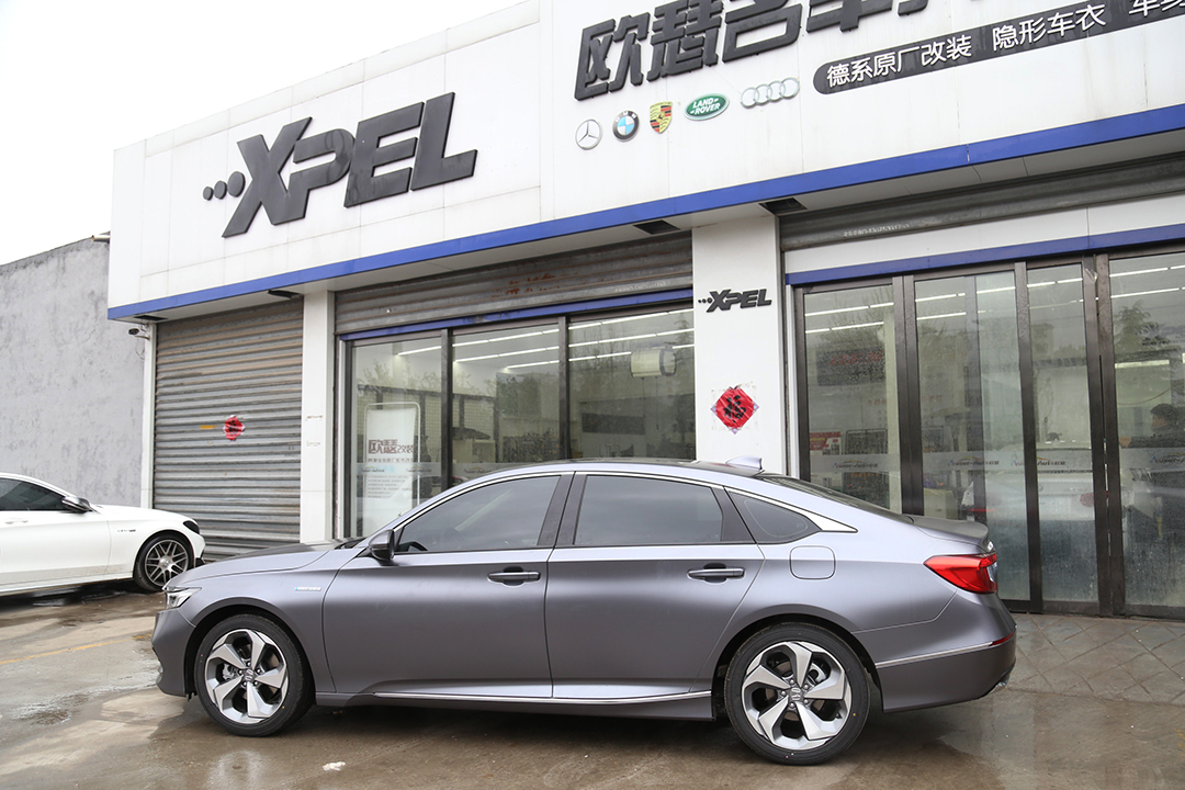 怦然心动的灰十代雅阁济南欧瑟全车改色贴膜电光深空灰