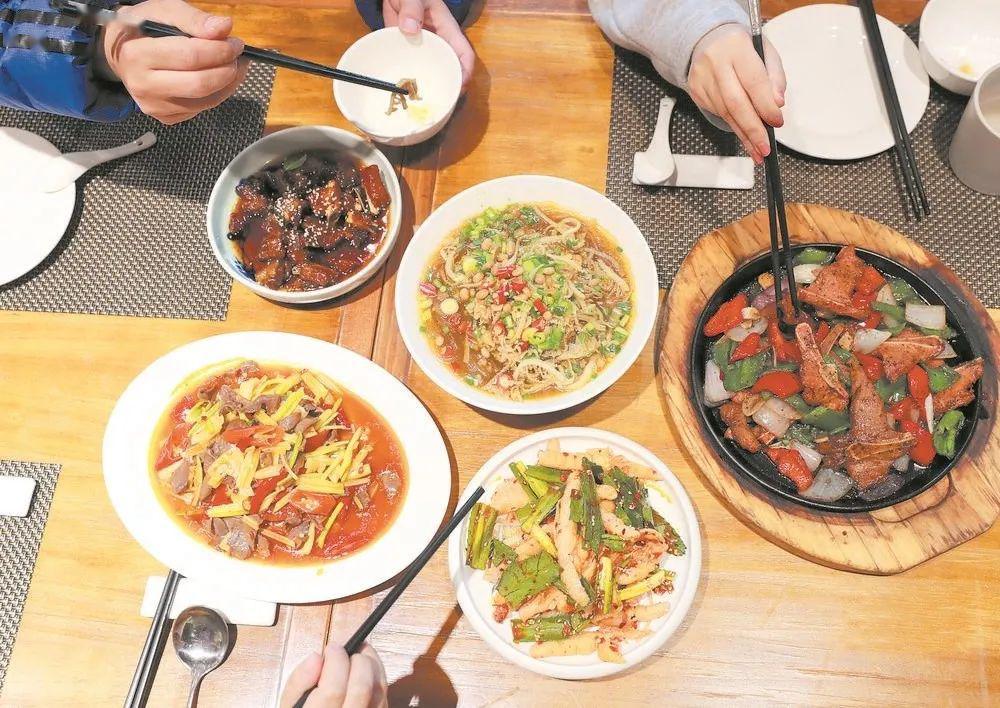 议言堂你支持分餐制吗