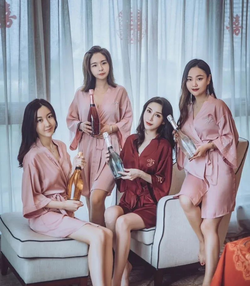 原创ohmygod这些新娘婚礼晨袍也太美了吧