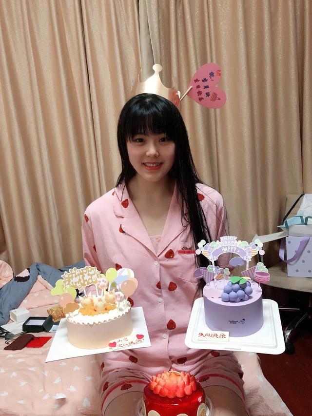 原创21岁女篮国手2米的超大号美女奥运功臣男友是2米18男篮中锋