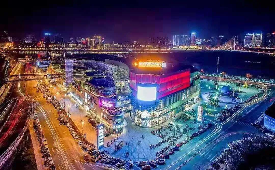 阆中最大的购物中心图片