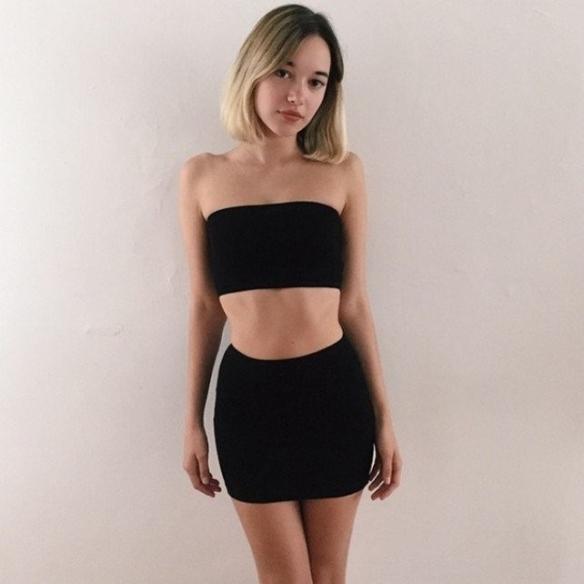 95年知名性感嫩模sarahsnyder小李子是其绯闻男友