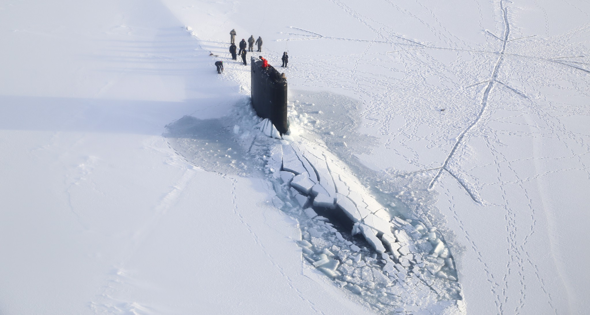 美核潜艇上演破冰上浮一技术只有几国掌握中国是其中之一