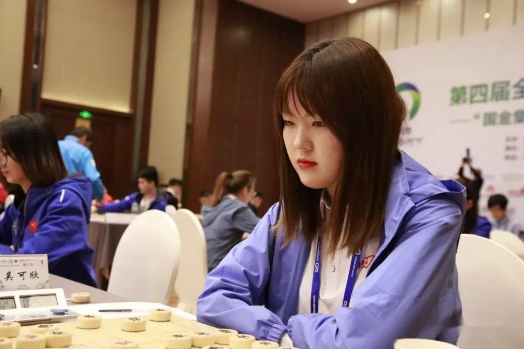 三位90後棋手,助成都女子象棋強勢迴歸_梁妍婷