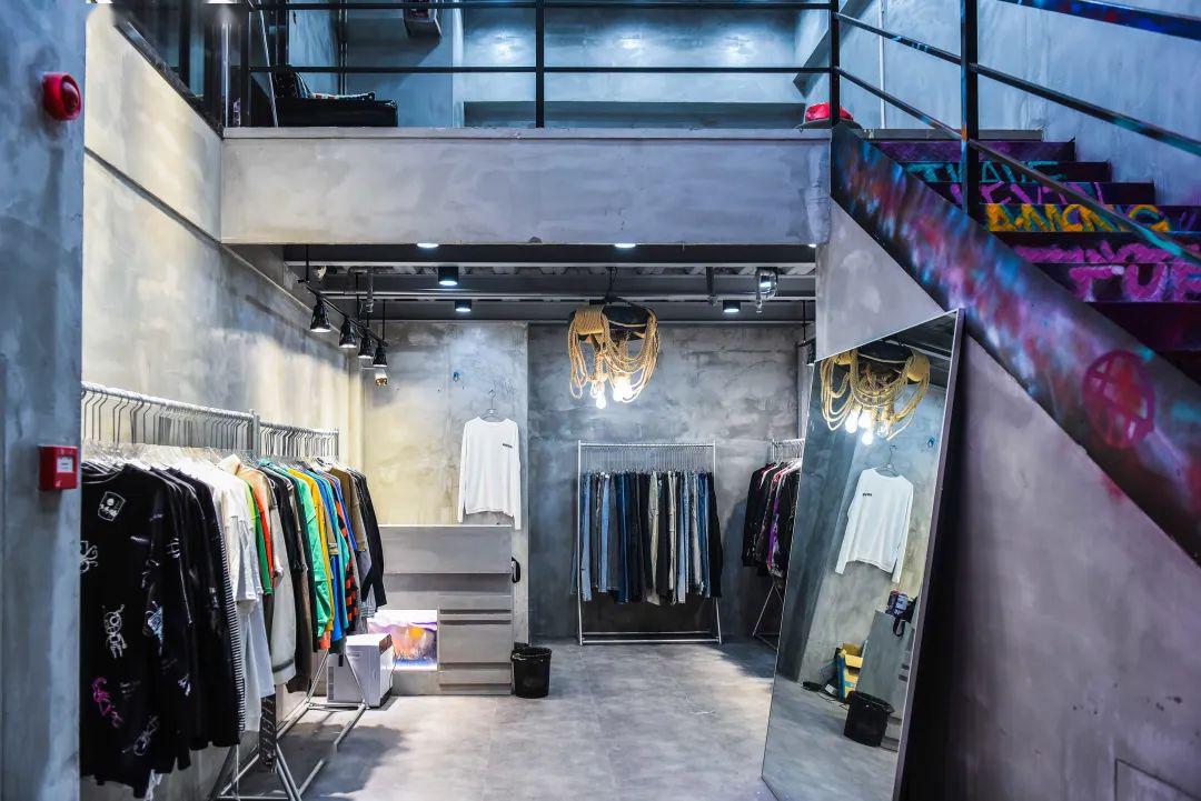 豪横玉环新开潮店男女通吃的那种