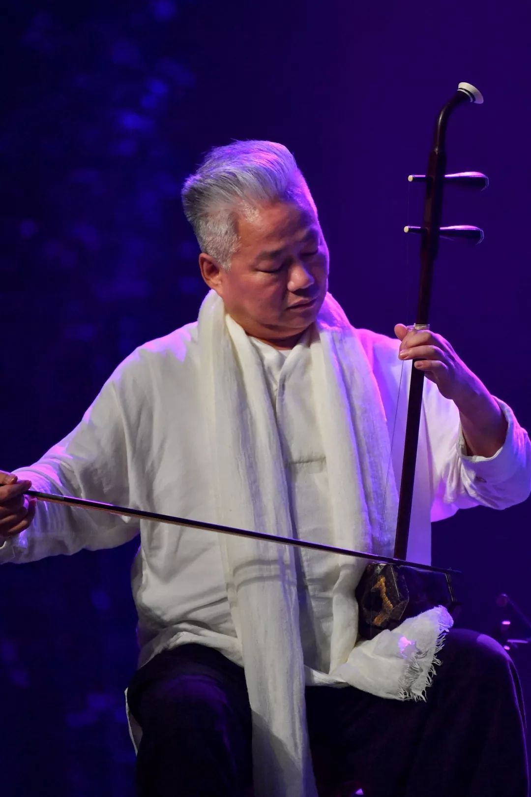 打击乐,弹拨乐,吹奏乐,拉弦乐,中国各类民族乐器入门难度如何_二胡