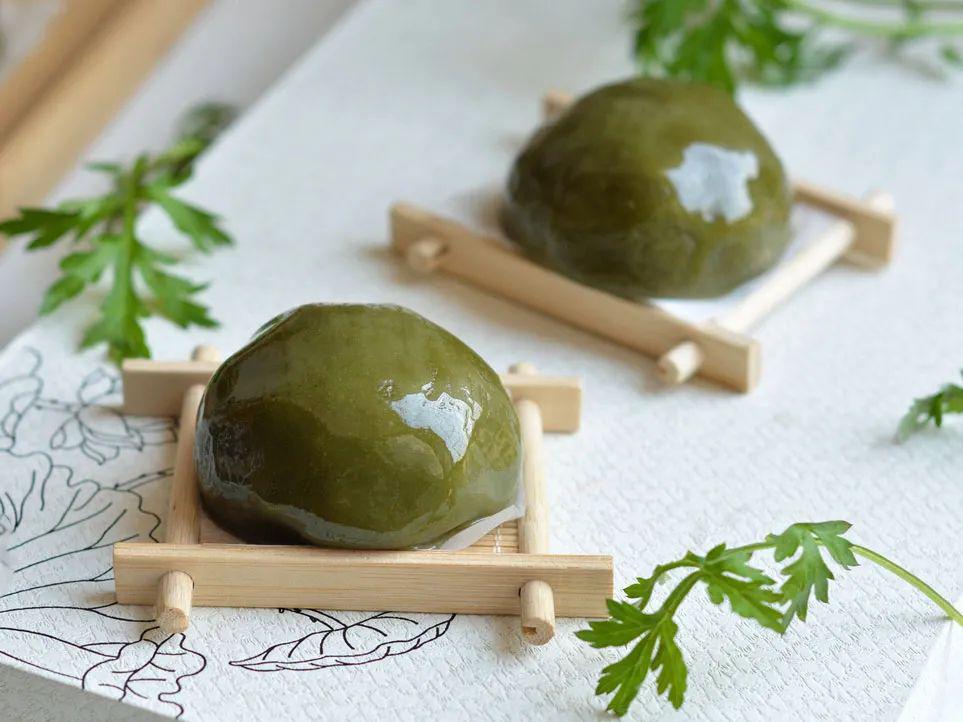 自制青团糯韧绵软油绿清香吃一口就是春天的味道