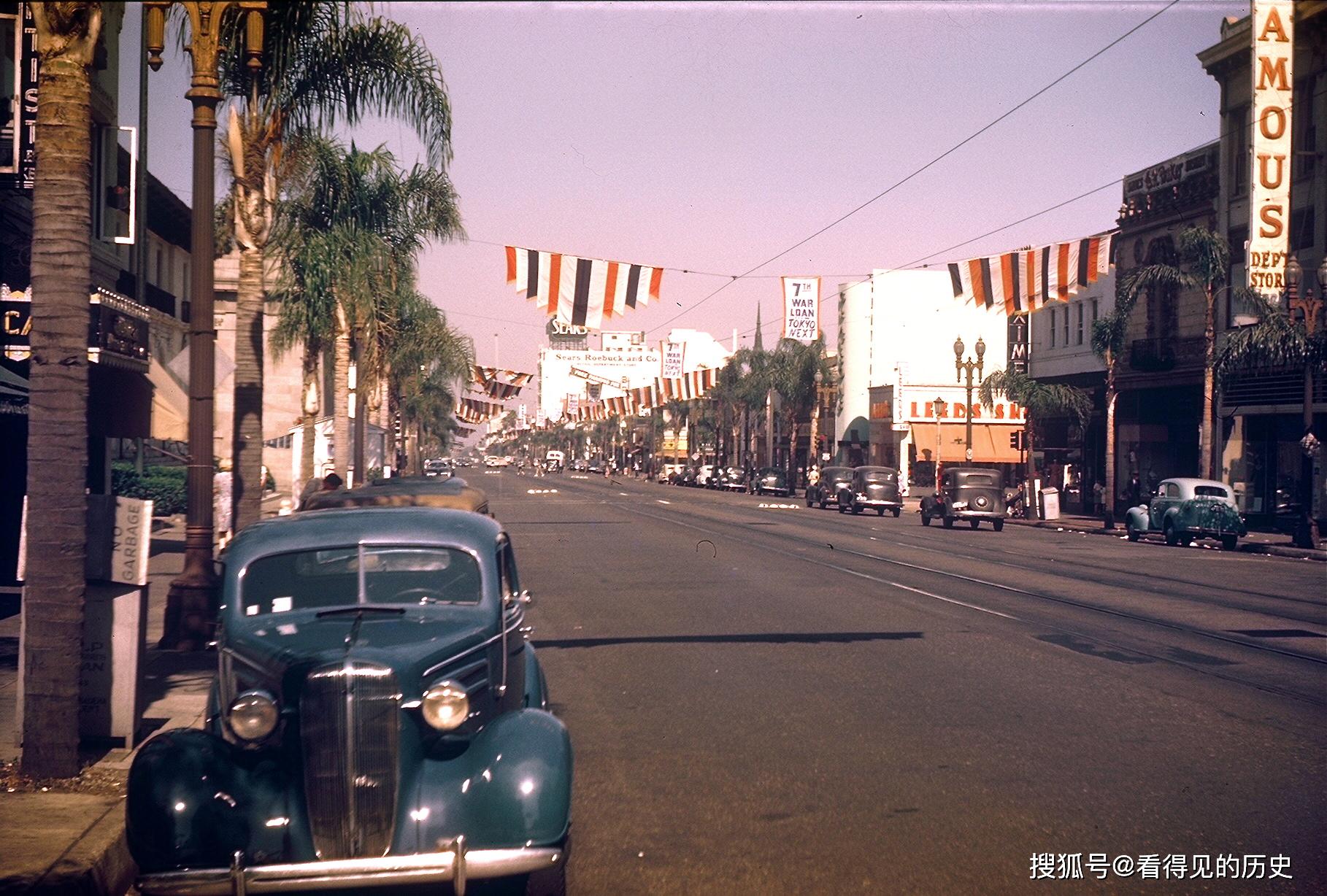 原创老照片1944年二战中的美国街头看不到一点战争的影子
