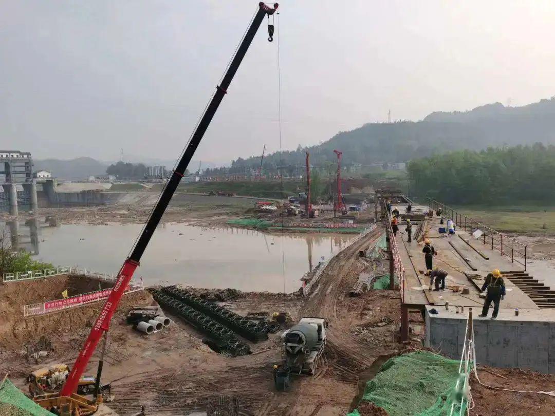 8米!汉巴南铁路隧道工程开始首个进洞施工