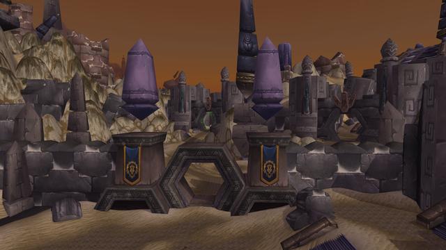 01上古之神的牢笼首先我们要明白,安其拉最初其实是上古之神克苏恩的