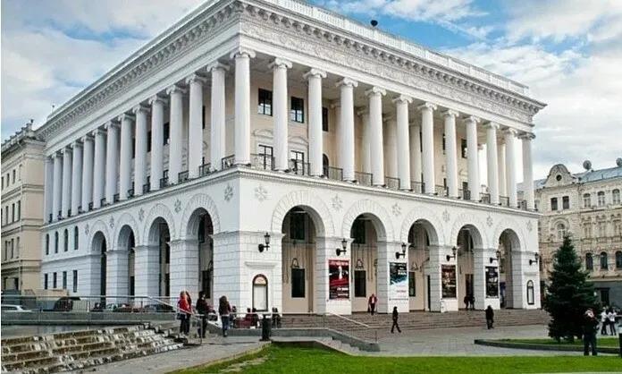 一起揭秘周深背后的留学故事乌克兰柴可夫斯基国立音乐学院又名基辅