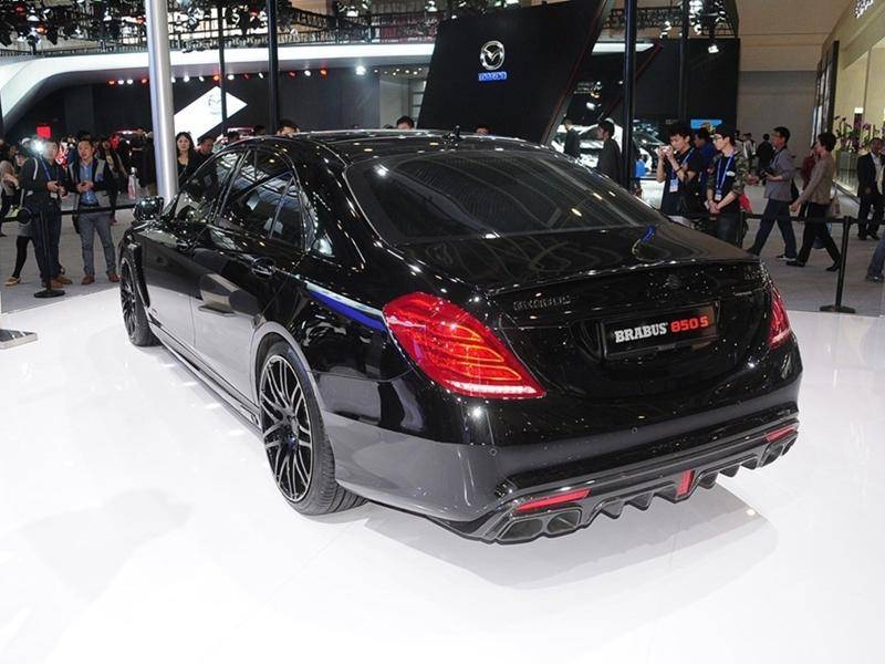 低调内敛的brabus巴博斯850s没想到是真正的西装暴徒