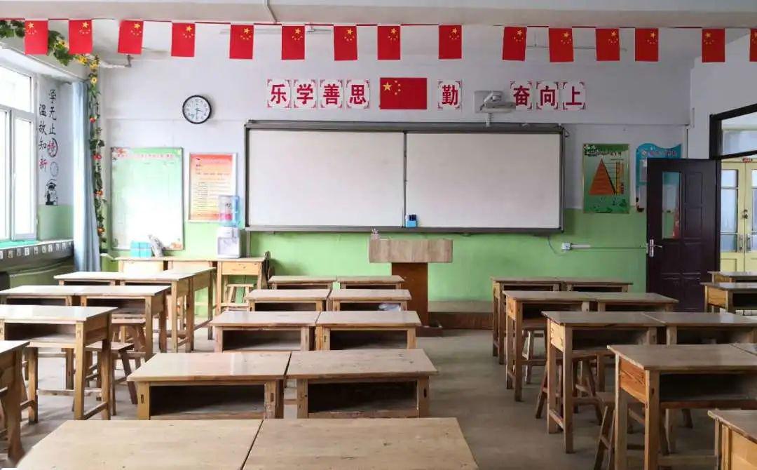 包铁二中:冬寒方知春来暖,唯有勤学报国恩  ——我们开学了