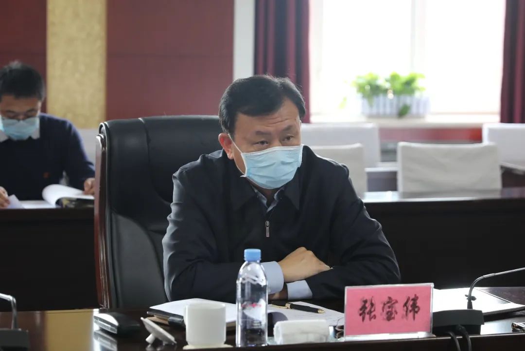 大兴安岭地委副书记行署专员林管局局长张宝伟到塔河县实地调研