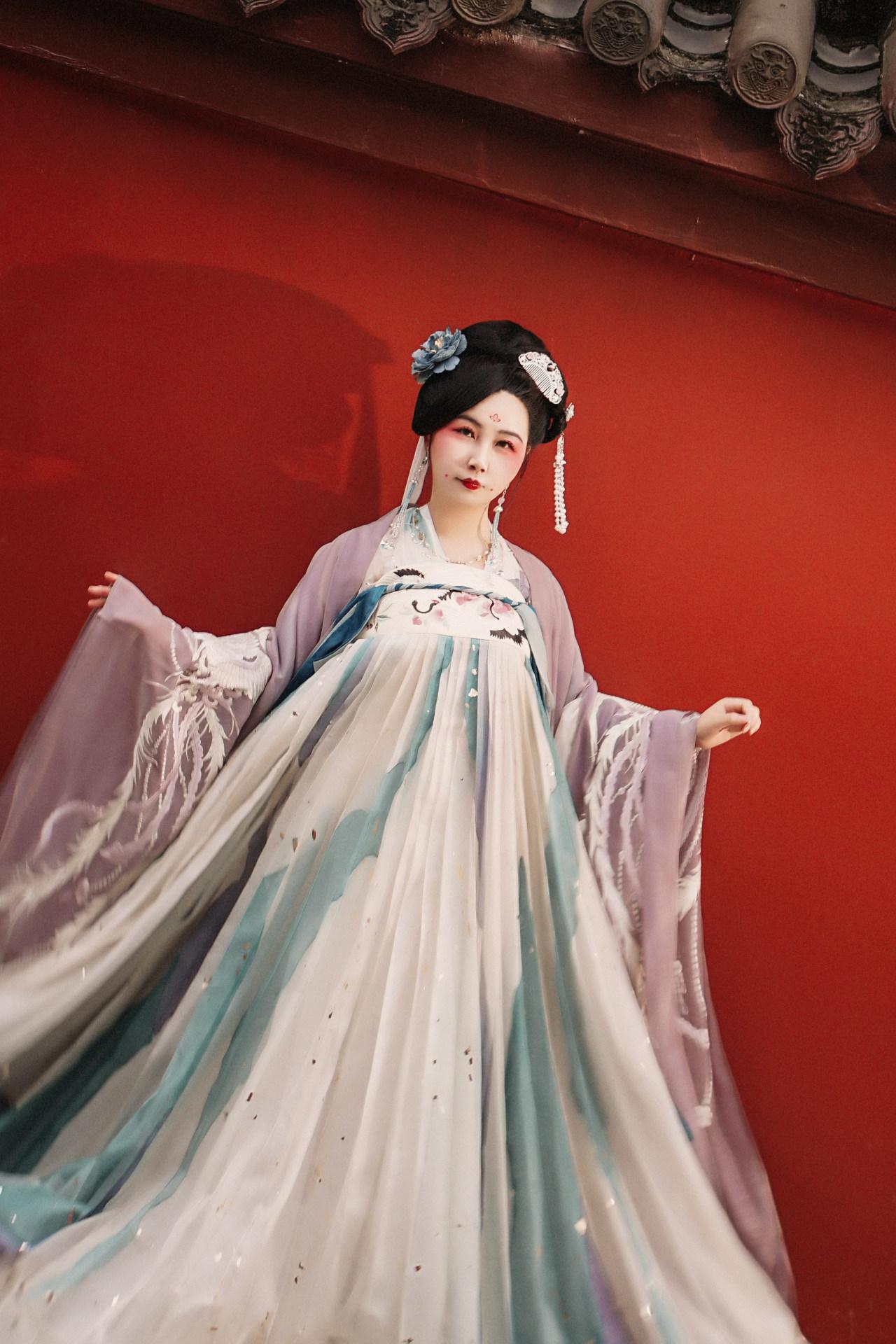 角色名:汉服少女 cn:芷玖冉悄悄问圣僧 女儿美不美 女儿美不美 (全程