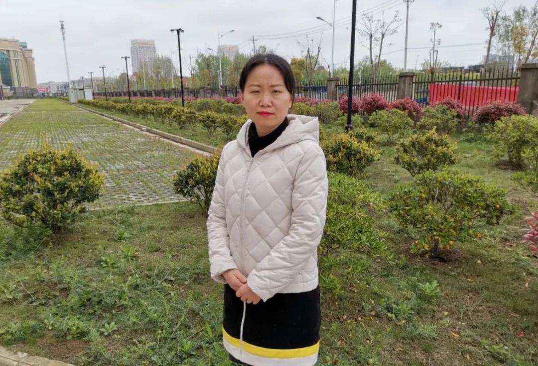 最美卓尔志愿者95肖海霞:海外捐赠物资到汉的义务收货人_武汉