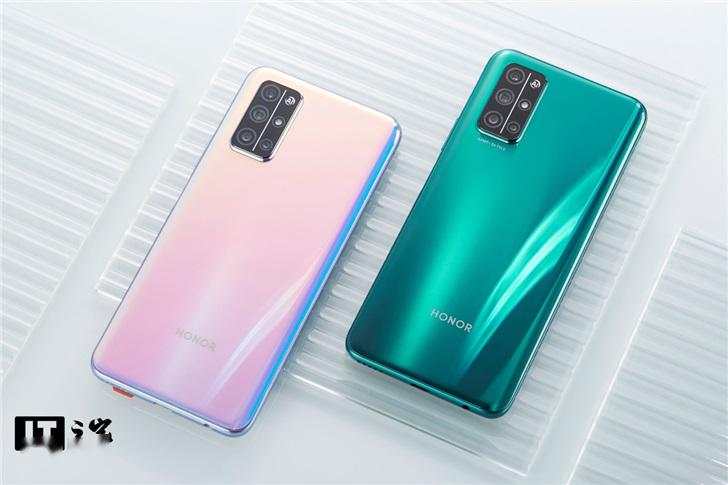 荣耀30s体验麒麟820开启降维打击