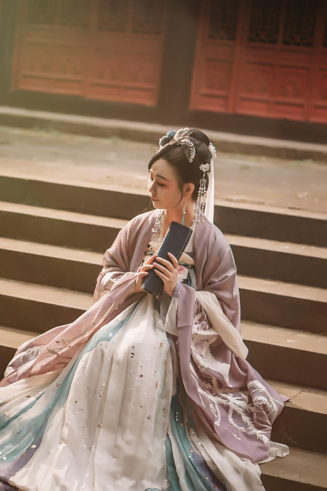 汉服私影红墙怨