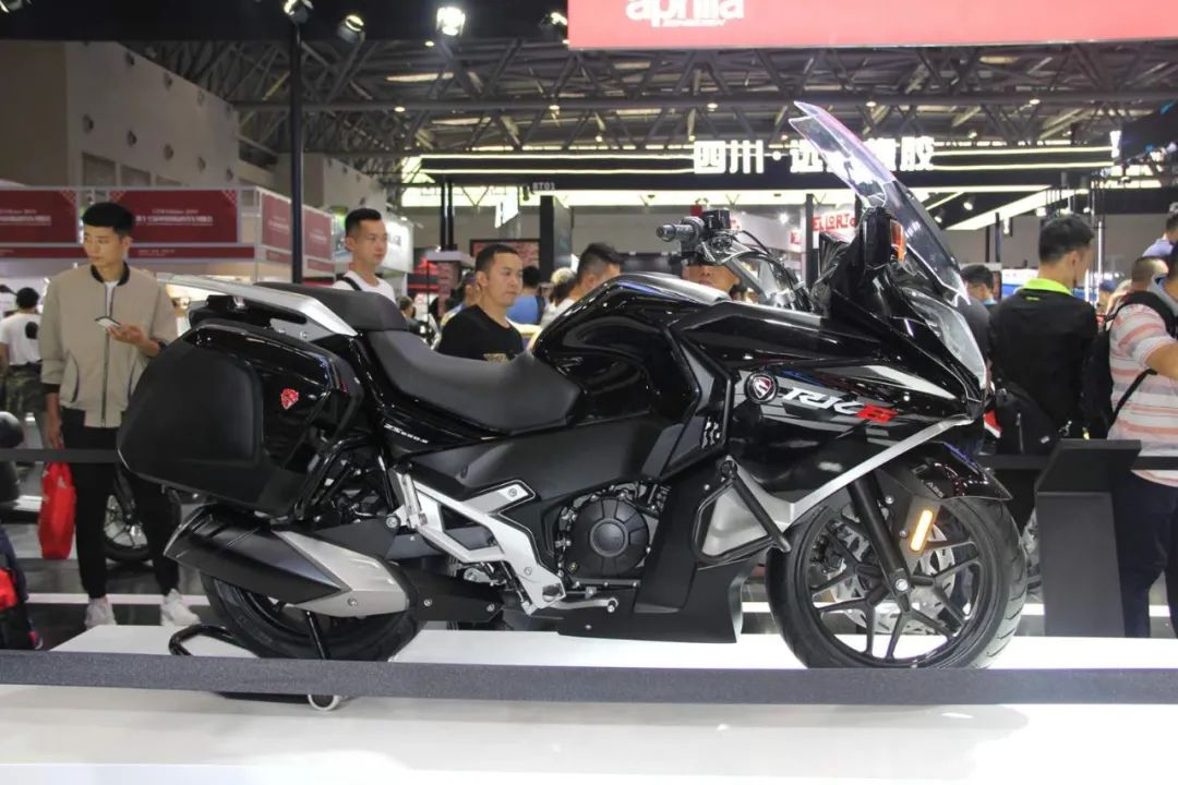 车rk6当然,达摩院认为这个可能性是比较低,毕竟宗申去年第一次展出