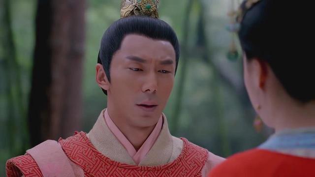 李承乾肯定会接过话茬,发言说:"孤乃大唐太宗皇帝嫡长子,文德皇后所出