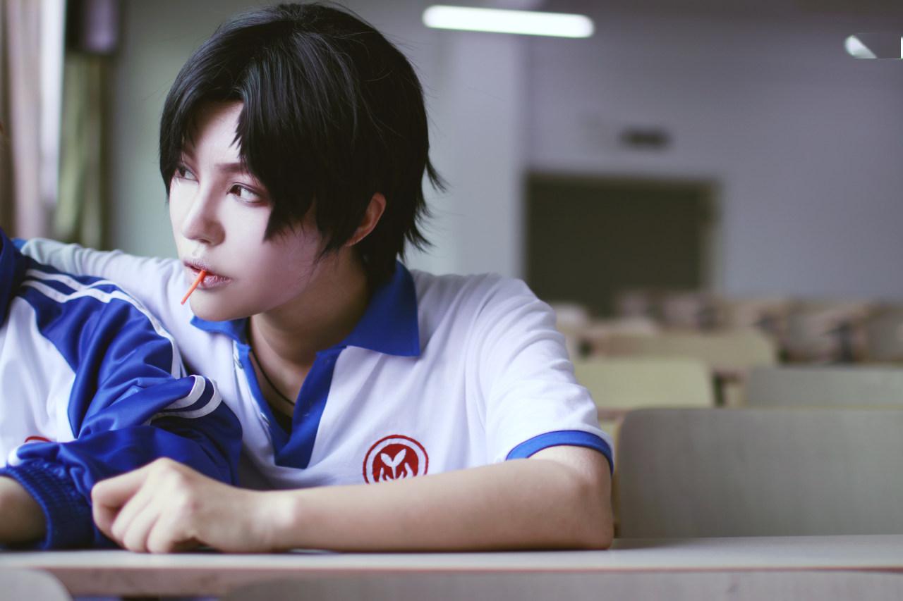 伪装学渣贺朝谢俞cosplay