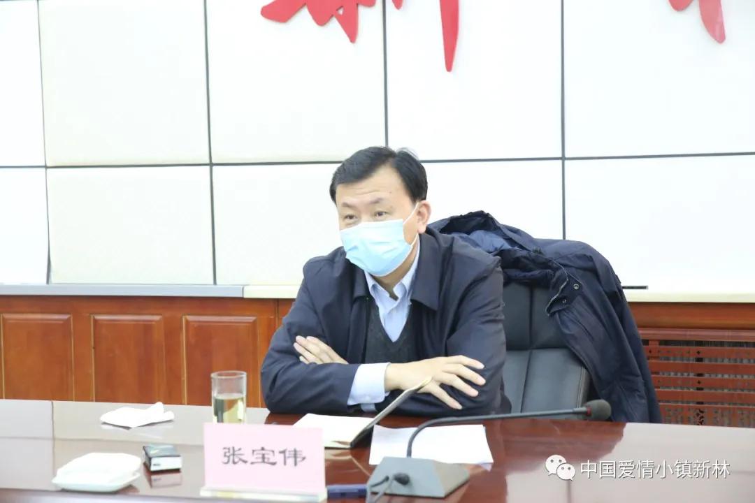 地委副书记行署专员林管局局长张宝伟深入新林区调研