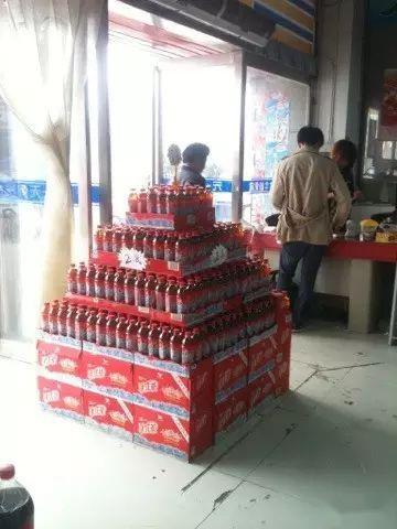 从1箱到3000箱这才叫割箱陈列夏季饮料陈列参考