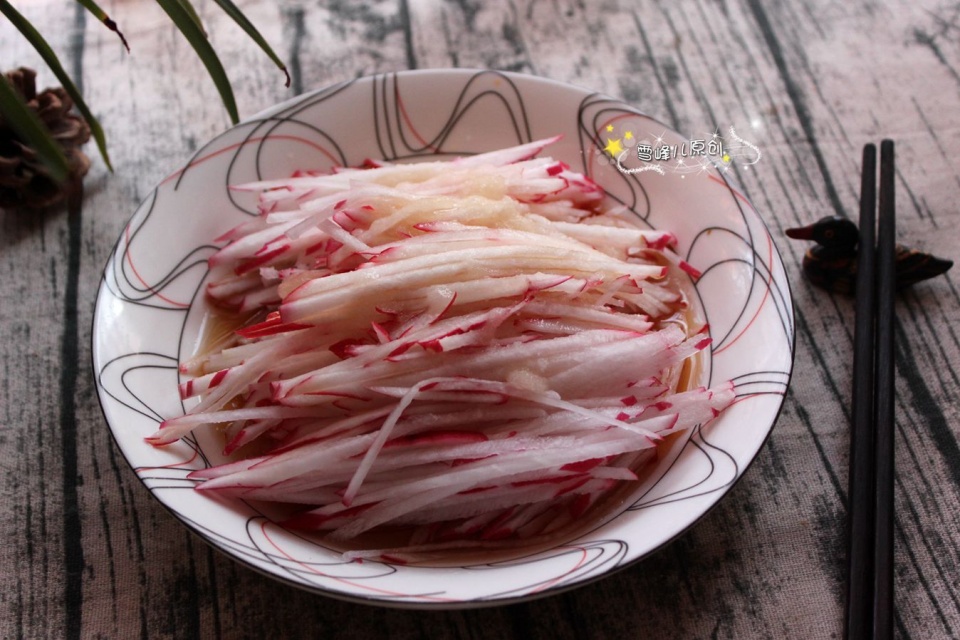 春天这菜要常吃1块钱一斤简单拌拌酸甜爽口不懂吃就亏了