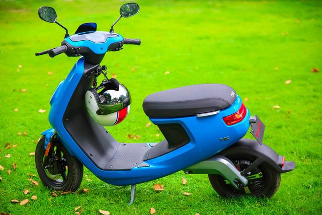 绿色出行轻骑兵小牛电动车评测