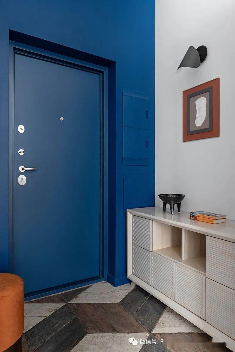 巧用蓝色搭配灰色,注重细节的莫斯科现代公寓#fashion空间