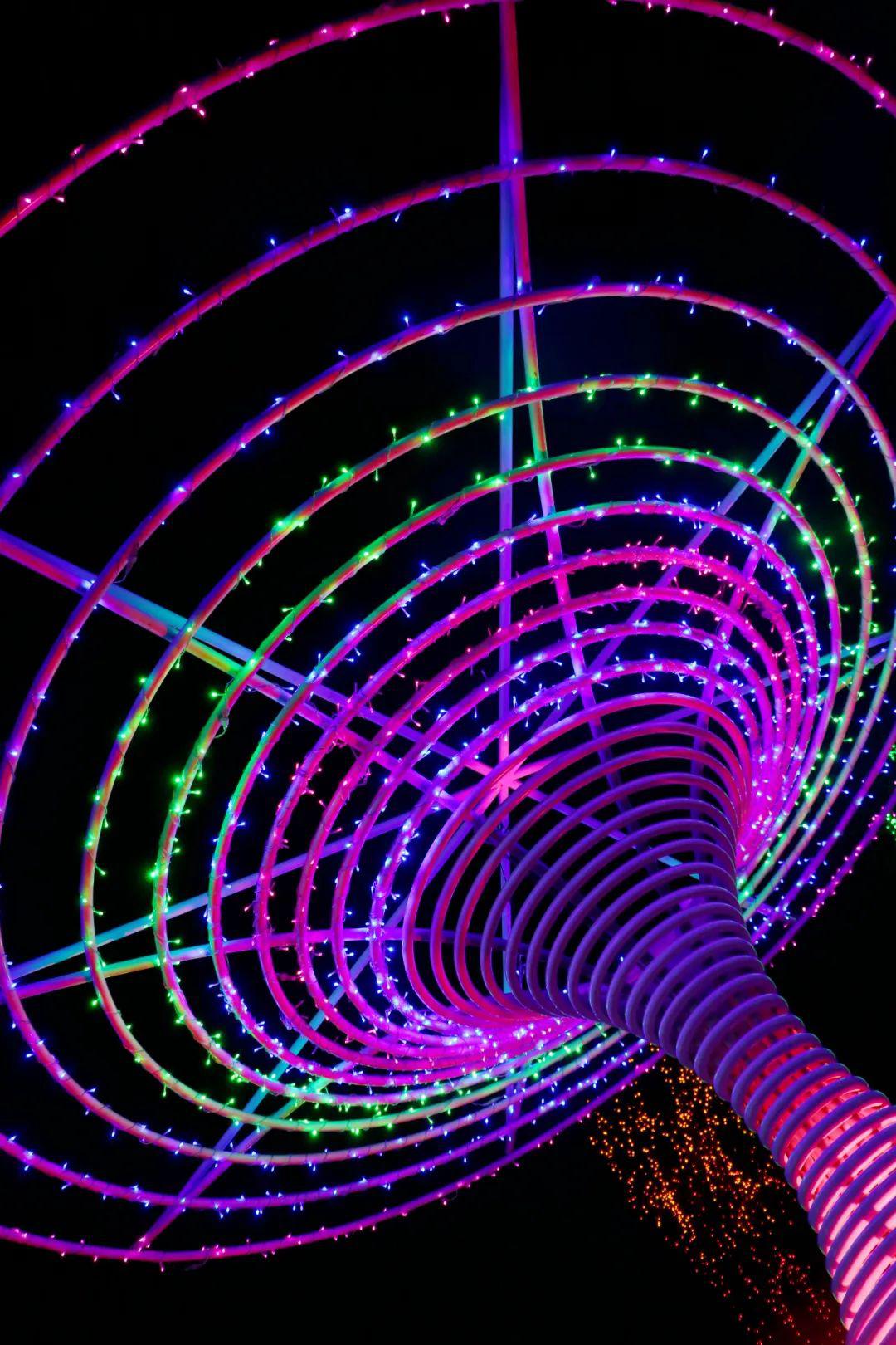 诸城市民又一网红打卡地兴业舜德帝景滨河公园夜景灯光开启