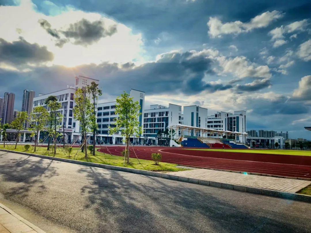 来日可期惠州中学