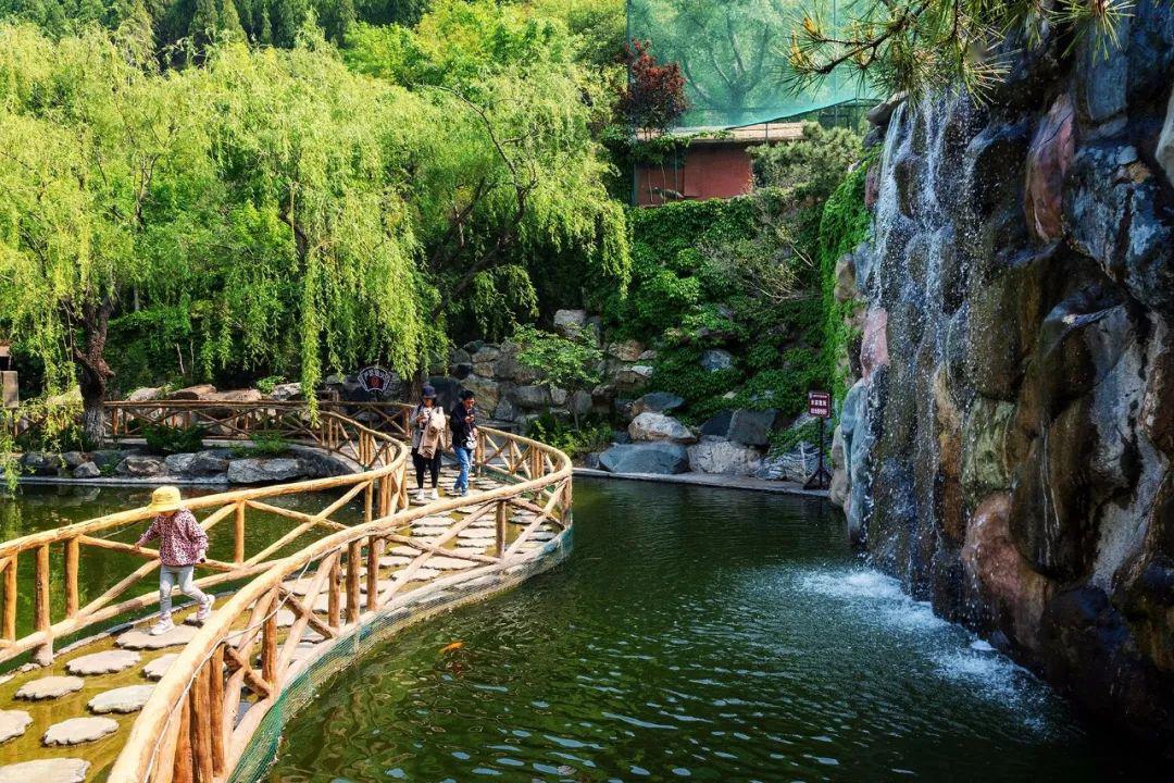 清明节假期一起去济南九顶塔民族风情园踏青一日游160元人清明节假期