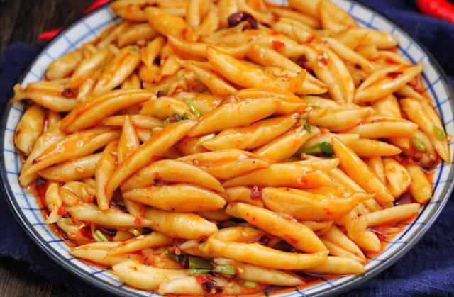 超过瘾的酸辣剪刀面吃一次就爱上