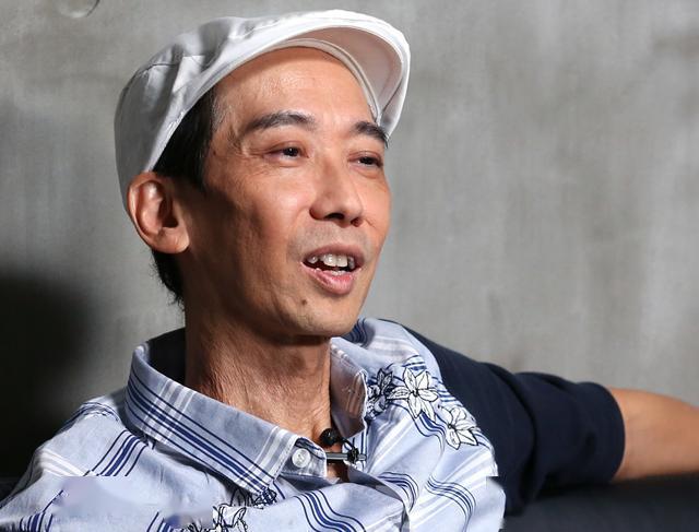 周星驰黄金配角高烧39度,5天后痊愈,曾因患癌导致双脚肌肉萎缩_张达明