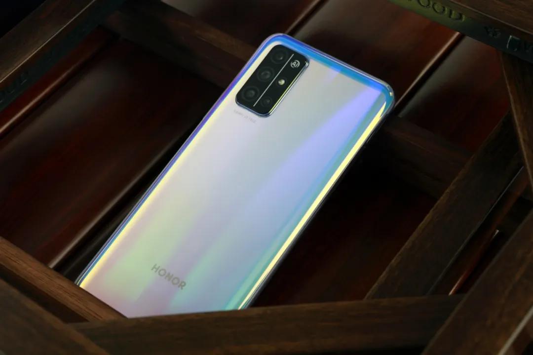 终究春来燕归时荣耀30s全评析