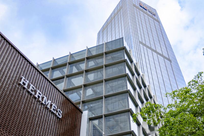 广州奢牌再现排队现象爱马仕全新旗舰店也将于近期开业